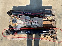 Caterpillar 966 KXE / Lenkzylinder