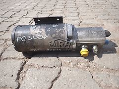 Caterpillar 926 M/ Notlenkpumpe