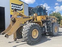 Komatsu WA500-6