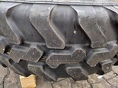 Mitas Reifen 335/80R20 Rad vom Atlas AR60