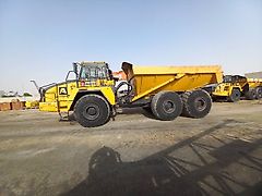 Komatsu HM400-3R (4 pcs available in Abu Dhabi)