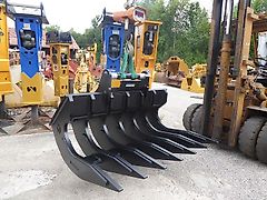 Oilquick - Rode-Rechen- oben: aufgeschweißte Aufnahme SW OQ 80- Schnittbreite ca. 1600 mm- Öffnungsweite von Spitze bis Rücken:1100 mm - Bagger: 23t-43t