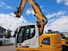 Liebherr A 918Compact