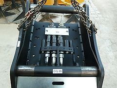 Oilquick - SW-Adapterplatte OQ 80 orig. 3 Leitungen - bestückt für HH, HM - gebohrt für I-4000 + PMG 20 - SW-Identmaße: 80-590-670-590-80 - Bagger: 25t-43t