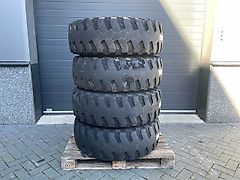 Atlas AR65-Michelin 335/80R20 (12.5R20)-Tire/Reifen/Band
